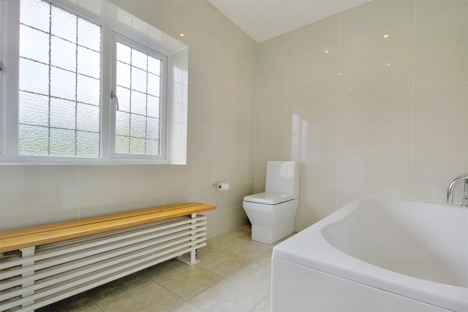 Derby Road, Bramcote, Nottingham Robert Ellis Estate Agents